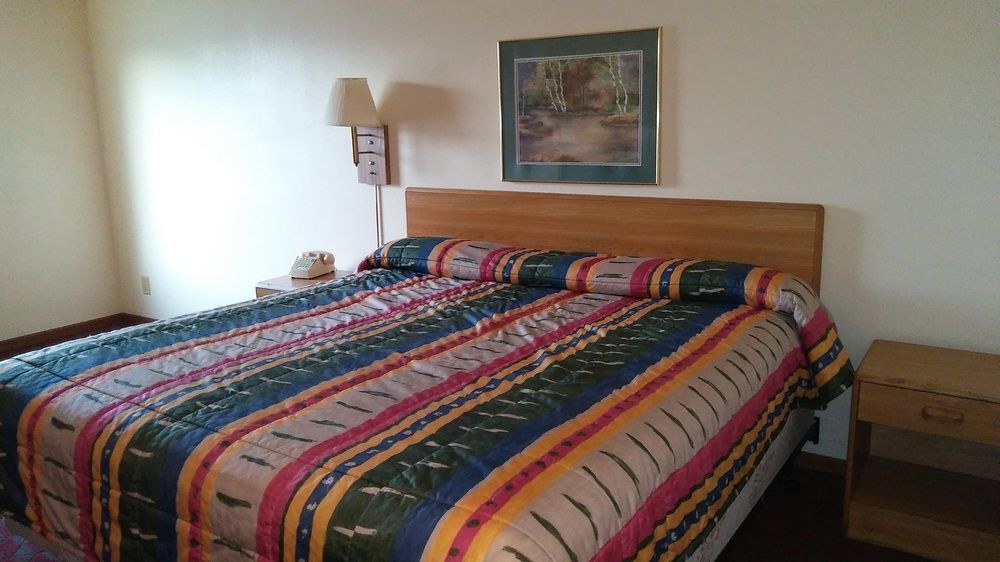Sunset Inn Williamsburg Екстериор снимка