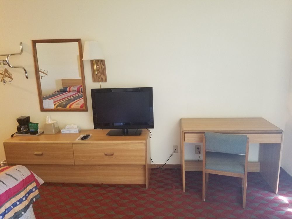 Sunset Inn Williamsburg Екстериор снимка