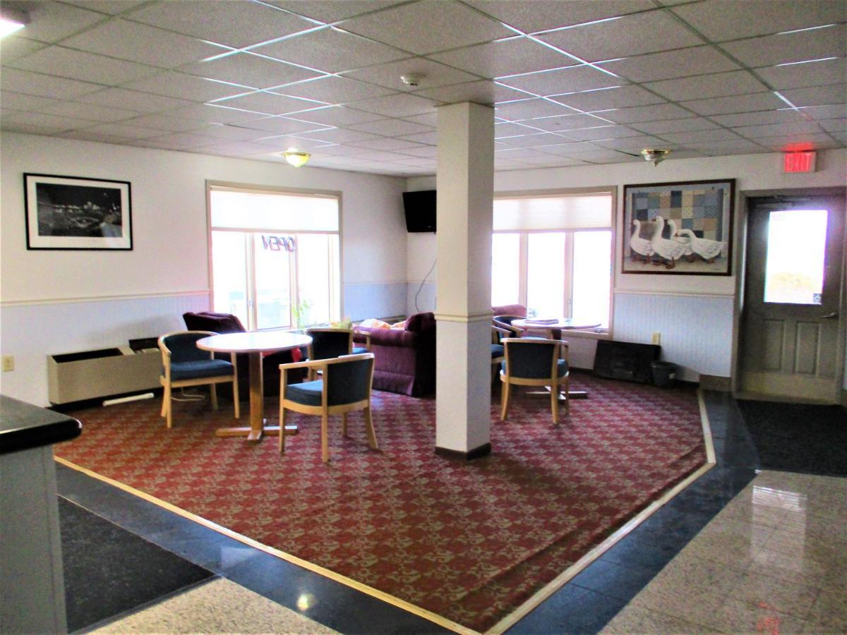 Sunset Inn Williamsburg Екстериор снимка